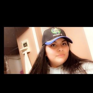 Meet your Posher, Leslie